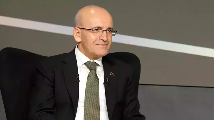 Bakan Şimşek: 12 ay sonrası yıllık enflasyon beklentisi 15 aydır düşüyor