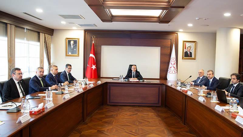 Finansal Hizmetler Komitesi, Bakan Şimşek başkanlığında toplandı