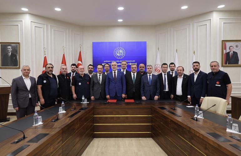 Bakan Işıkhan: 11 hizmet kolunda anlaşma sağladık