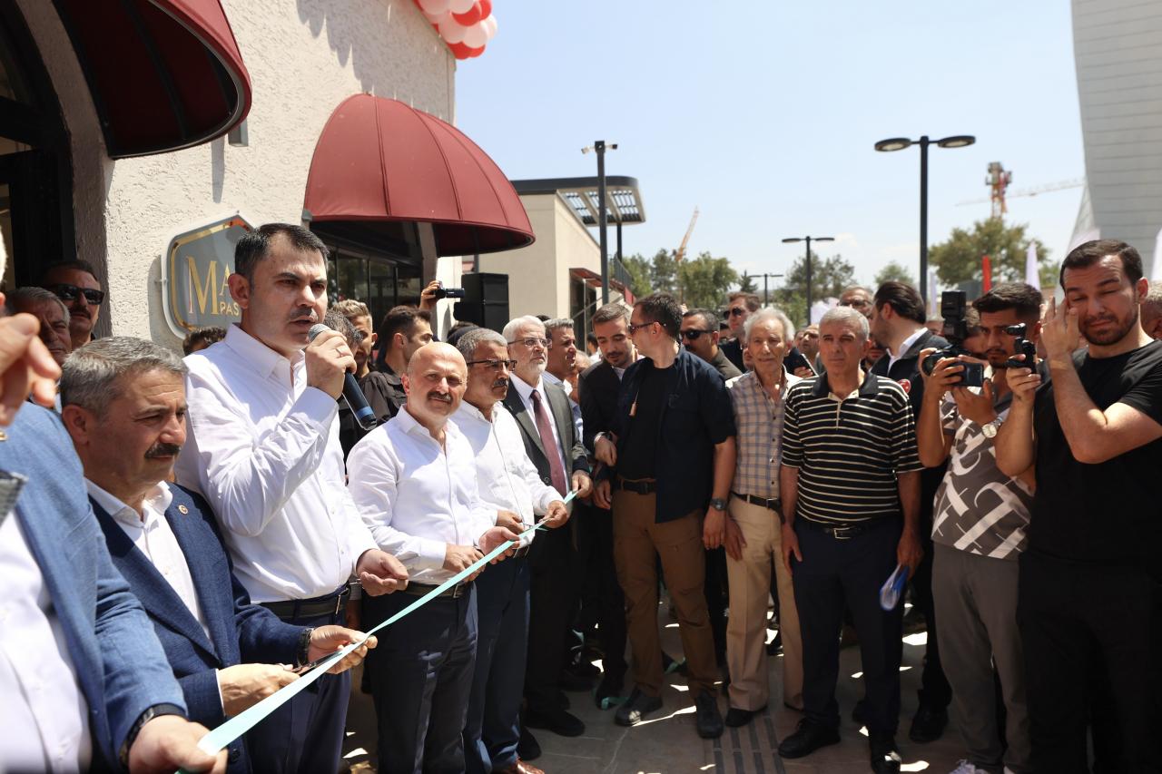 Bakan Kurum: 300 bininci konutu Eylül'de teslim edeceğiz