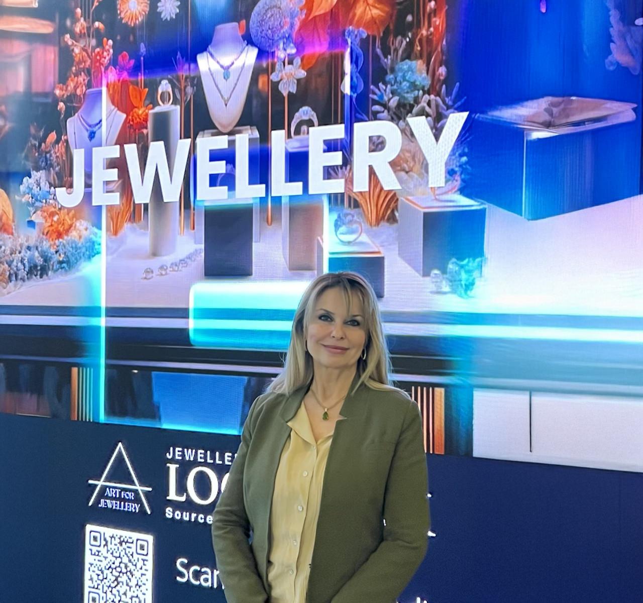 Art For Jewellery “Rüya Kalıntıları” teması ile sahnede