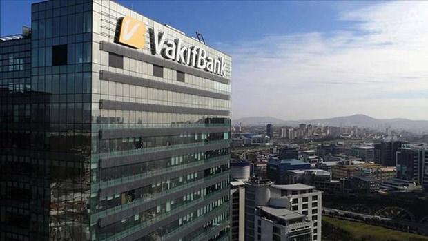 Banka devi hisselerini satacak! KAP'a bildirildi: Pay sahipliği düşecek