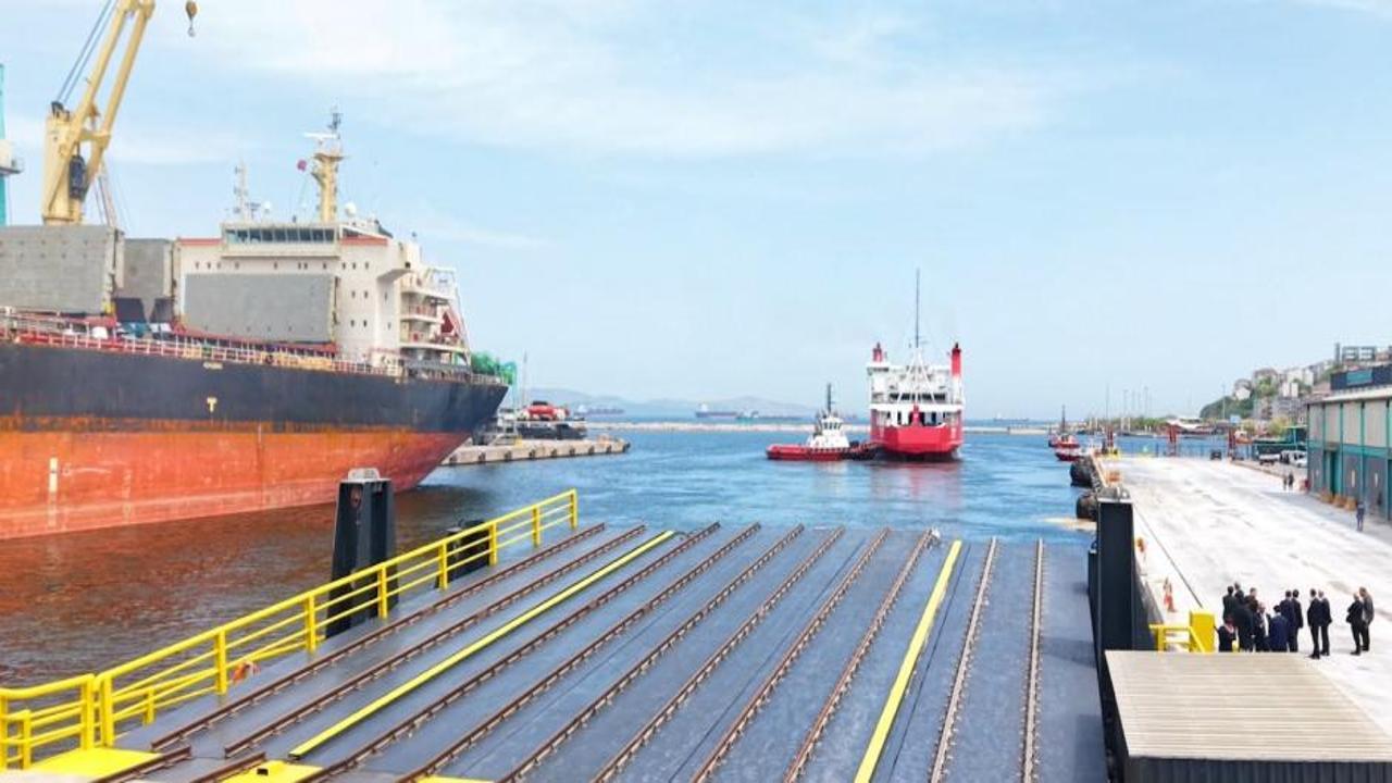 Bakan Uraloğlu: Bandırma-Tekirdağ Hattı, 2,8 milyon ton yük taşıma kapasitesi sunuyor