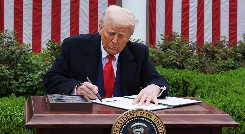Trump mobilya sektörünü de tehdit etti! İşte Türkiye için risk ve fırsatlar!
