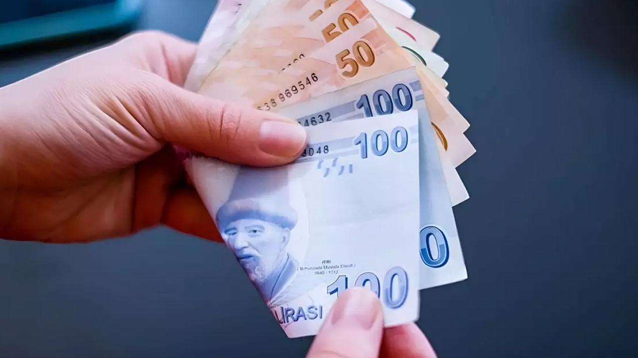 1485 TL ilave ödeme yapılıyor! Şartı sağlayanın maaşına yansıtılacak