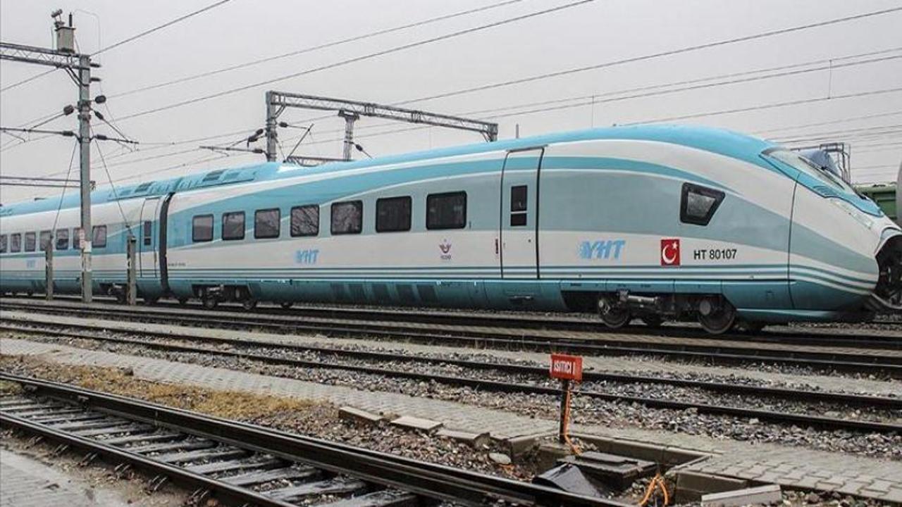 Türkiye YHT ile örülüyor! 17 yılda 110 milyon yolcu