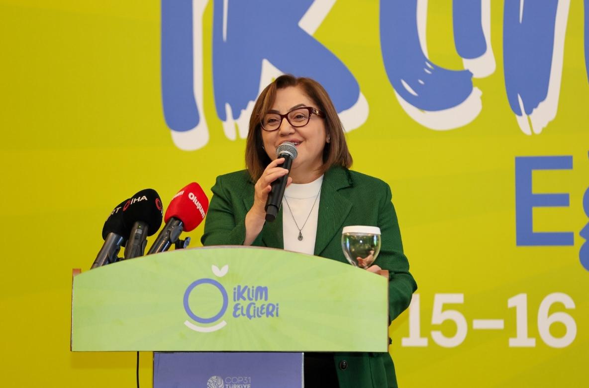 Başkan Şahin'den gençlere çağrı: İklim meselesi artık bir tercih değil zorunluluktur