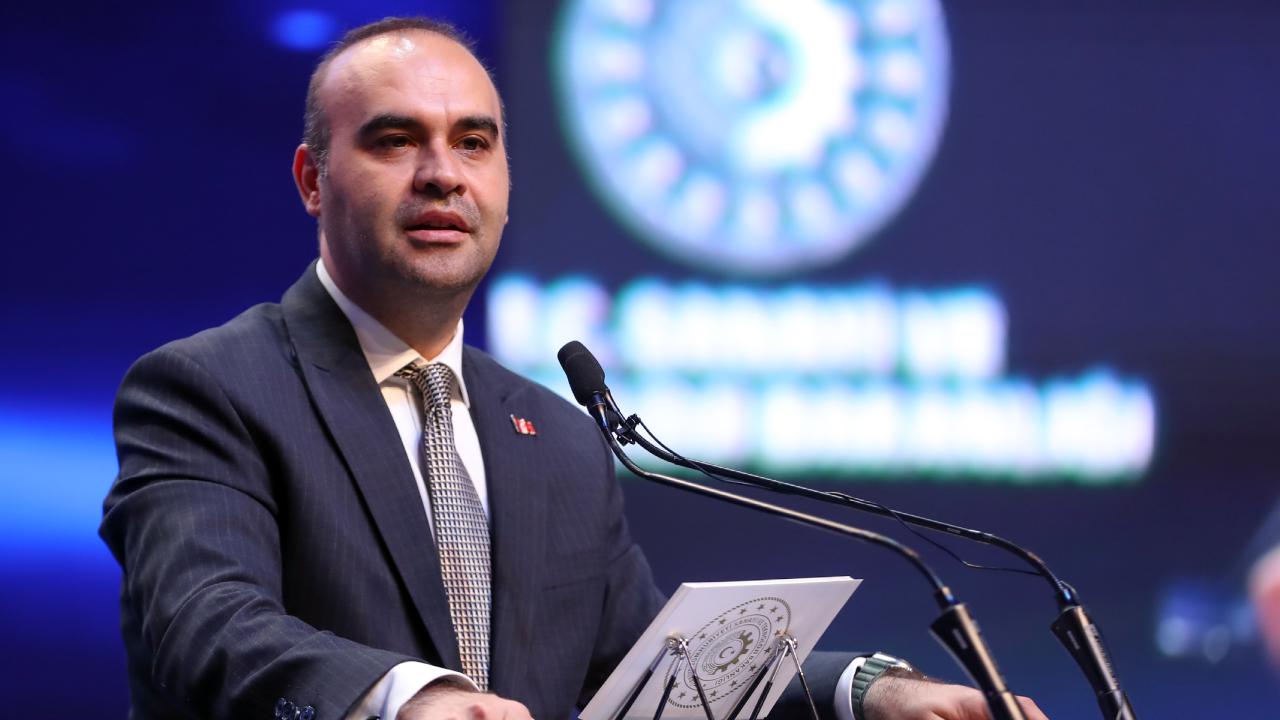 Bakan Kacır: Avrupa'da 1 numarayız!