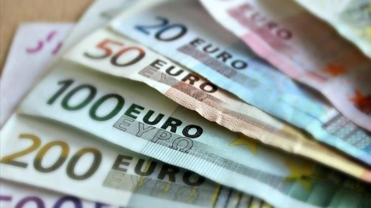 Dolar ve Euro’da günün ilk fiyatları!